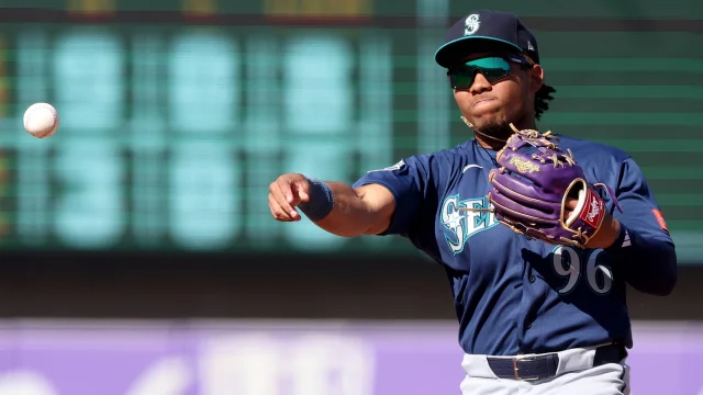 Mariners Share Major Injury Update on Top Prospect Michael Arroyo