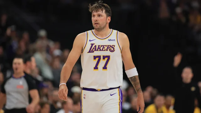 Luka Dončić scores 52 points as Lakers improve to 3-0 with win over Jazz