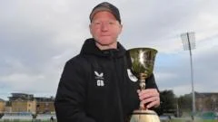 Surrey head coach Batty quits for IPL role