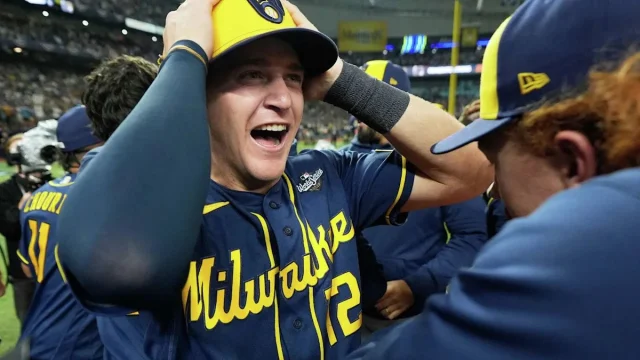 Brewers deliver the message that baseball is healthy. MLB owners should pay heed