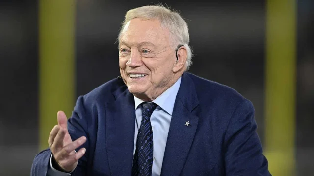 Cowboys owner Jerry Jones catches MNF clash vs. Eagles with Stephen A. Smith
