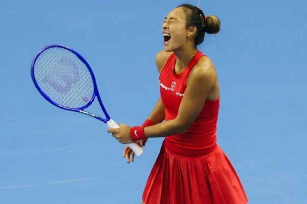 Zheng Qinwen withdraws from Wuhan Open with shoulder injury