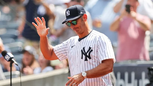 Jorge Posada doesn't feel welcome with Yankees: 'Don't think they want me there'