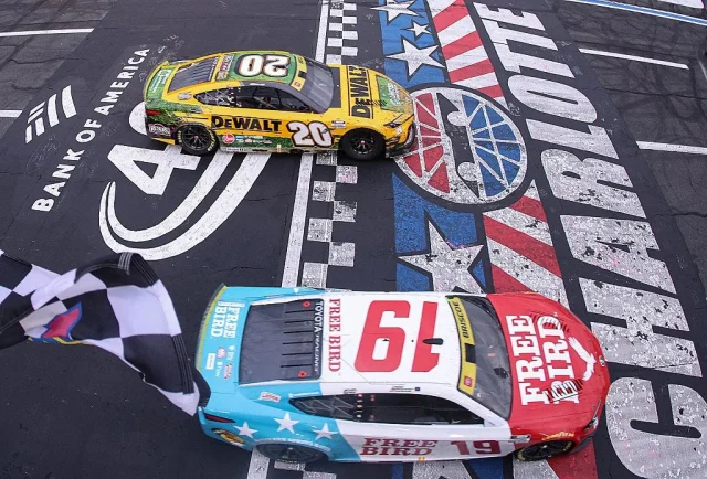 NASCAR Chase has a Chase factor; did Kyle Larson steal Jimmie Johnson's secret sauce?