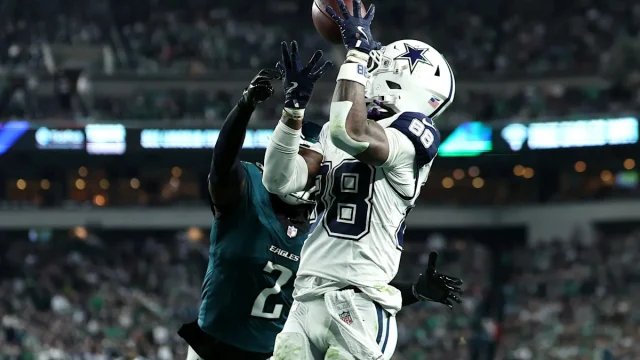 Cowboys' Lamb posts perfect Eagles pic after big win, 'I hate Philly'