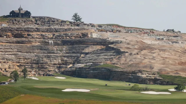 Big Cedar Golf Offers Free Round At Payne’s Valley