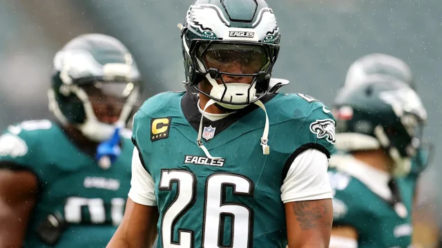 Cowboys at Eagles 'Monday Night Football' betting odds, picks and predictions: Best bets, player props