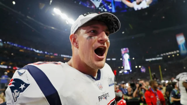 Patriots legend admits Rob Gronkowski influenced his decision to extend Patriots career