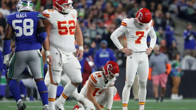 Chiefs coordinator defends Harrison Butker after controversial signing