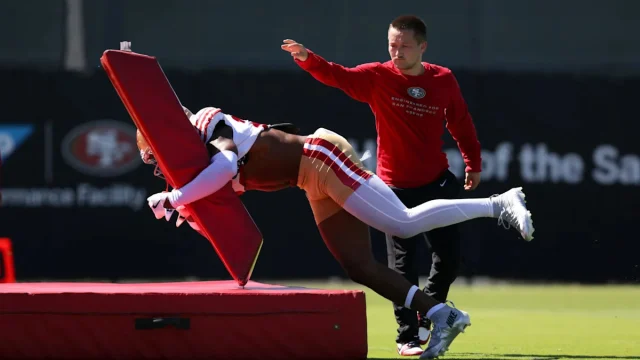 49ers player attends team Halloween party dressed as fake 49ers WR Daejon Love