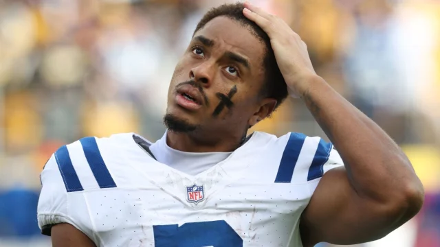 Sources: Colts' Josh Downs requests trade; Jonathan Taylor hasn't, per coach