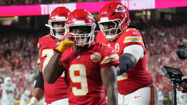 Where to watch Seahawks vs. Chiefs today: Channel, live stream, time, schedule for NFL 'Sunday Night Football'