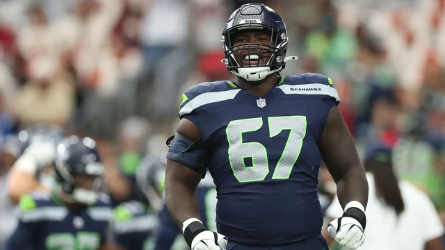 Source: Seahawks LT Charles Cross has high ankle sprain, likely to miss time