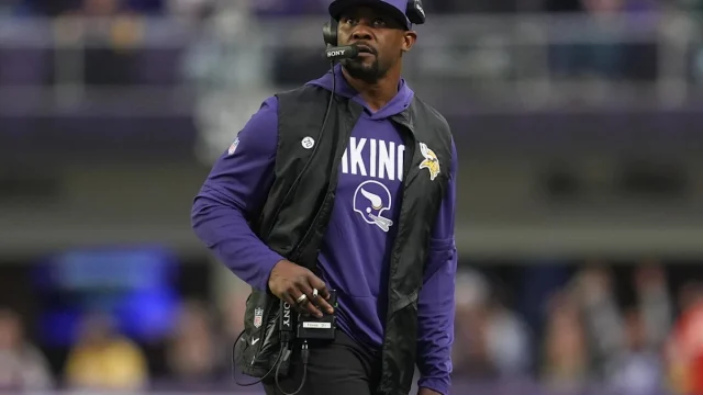 Should you start the Vikings' defense in fantasy football in Week 8?