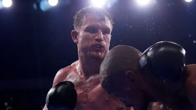 Smith beats Puello in thriller to retain WBC title and stay unbeaten