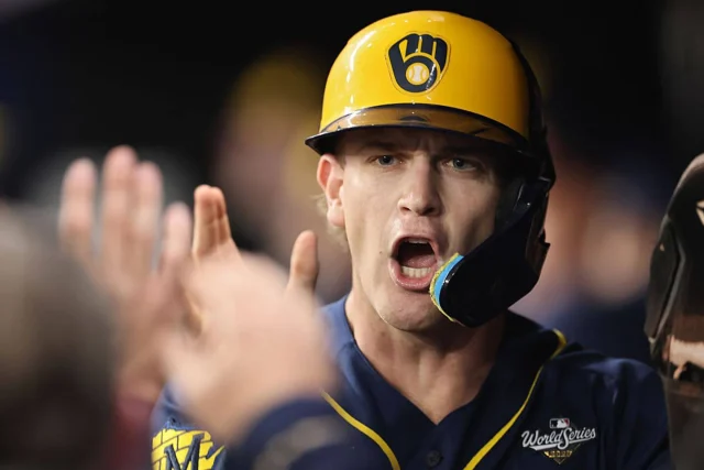 Brewers vs. Rays live score, updates: Milwaukee adds to lead over Tampa Bay in MLB World Series Game 5