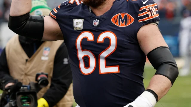 Joe Thuney discussed unselfishness of Bears offense after Week 7 win