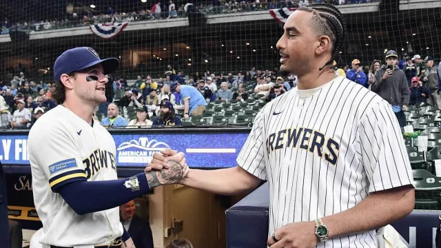 Packers’ Jordan Love sends congrats to Brewers for taking home first World Series title
