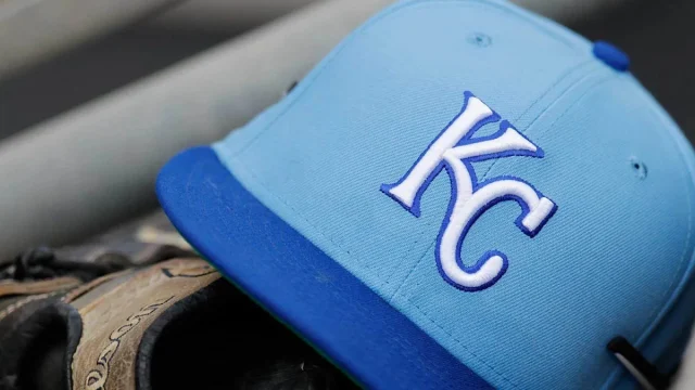 Royals decline closer’s option, exercises ex-Dodgers pitcher’s contract