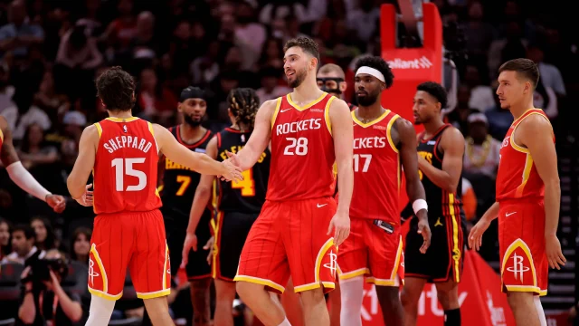 3 Takeaways From Alperen Sengun’s Dominant Night as Houston Starts 4-0