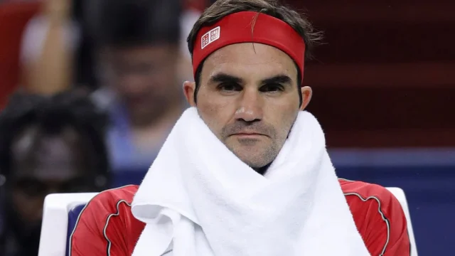 Why a furious Roger Federer was once docked a point against Alexander Zverev at the Shanghai Masters
