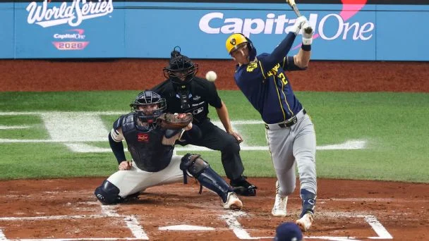 World Series Game 5: Live updates from Brewers-Rays