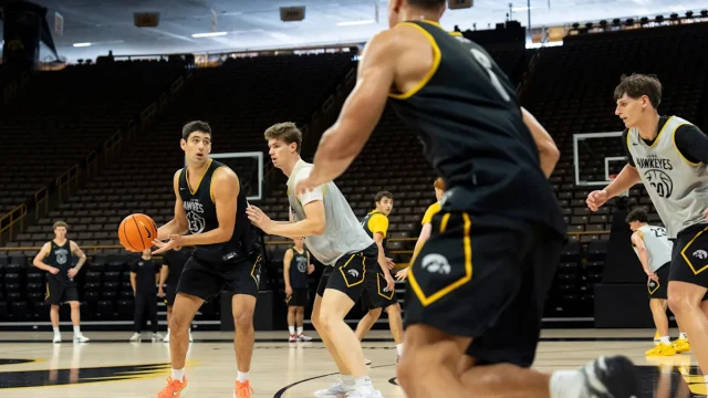 How to watch Iowa basketball's exhibition vs Illinois Springfield
