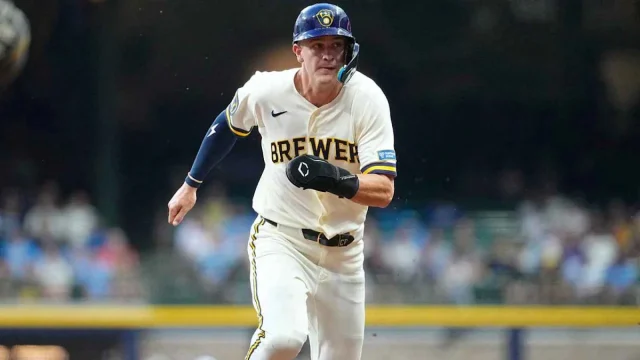 Brewers’ Pat Murphy has nothing but praise for Cooper Pratt after World Series Game 2
