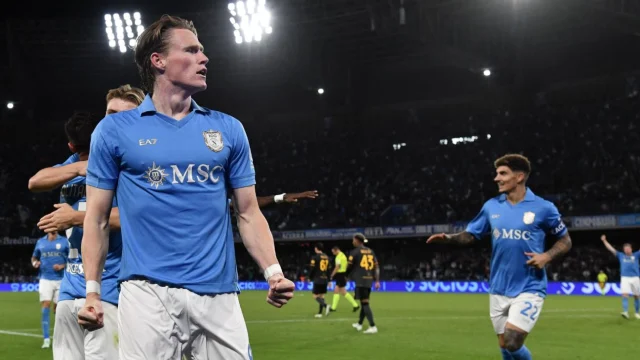 Napoli's Scott McTominay bags brace in derby day thriller against Roma