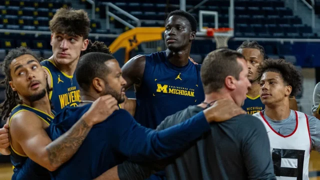 Michigan basketball gets reality check in exhibition loss vs Houston