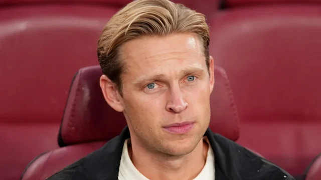 De Jong sends clear message to Flick over Barcelona starting place: ‘Don’t want to get used to being a substitute’