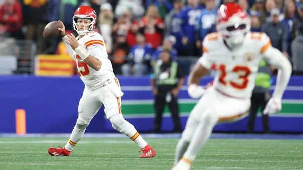 Seven things Solak thinks entering NFL Week 8: WR trade for Chiefs? Goff for MVP?