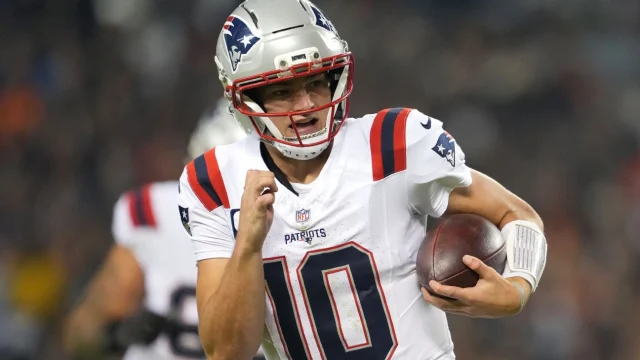 After a rough first three games of the season, Drake Maye has averaged 300 yards passing, 32 rushing, thrown for 12 touchdowns and scored two more with his legs over the past four games.