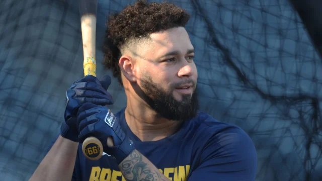 3 Catchers Phillies Can Pursue This Offseason in Free Agency