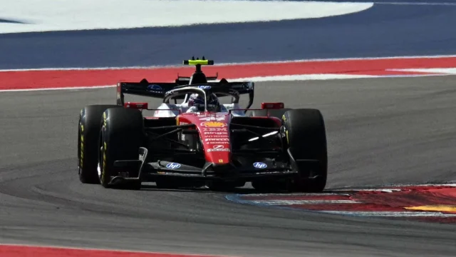 Lewis Hamilton edges Max Verstappen to go quickest in final practice at United States Grand Prix