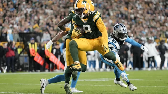 Instant analysis of Packers' 27-19 win over Panthers on 'TNF' in Week 8