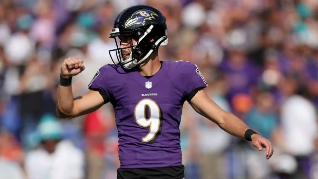 Sources: Chiefs sign former Ravens kicker Justin Tucker to practice squad