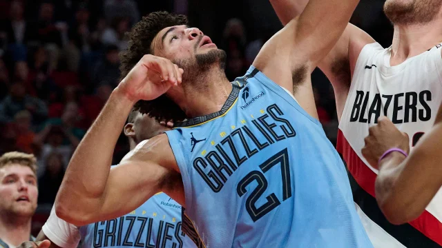 Cam Boozer puts up historic triple double, Cedric Coward shines as Grizzlies move to 5-0