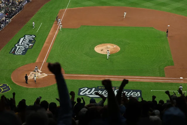 Rays vs. Brewers live updates: MLB World Series Game 2 score, predictions and lineups