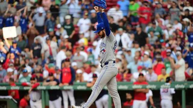 Blue Jays predicted to sign $15M former NL wins leader, two-time All-Star to pair with Dylan Cease