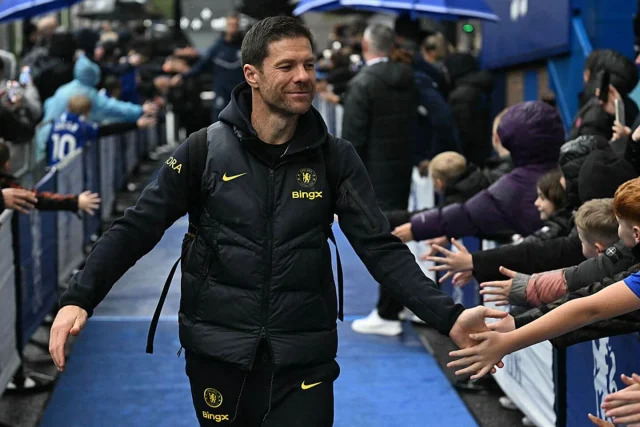 Premier League live scores: Latest as Arsenal, Fulham and Aston Villa win, Chelsea vs Tottenham next