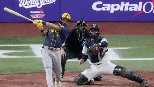 How Brewers made 3 kinds of MLB history with an eight-run fifth-inning in World Series