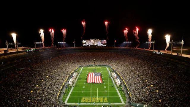 Packers-Panthers interrupted due to drone hovering near Lambeau Field