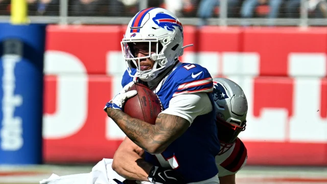 Bills' Tough Decision Was 'Best Thing' for DJ Moore