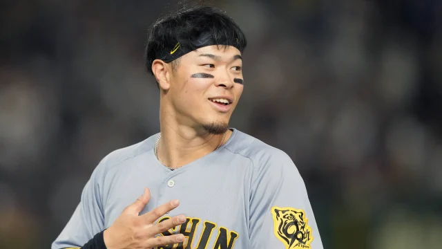 Red Sox, Yankees Both Linked to Same 39-HR Slugger in Free Agency