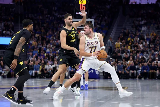 NBA season live updates: Chet Holmgren out 8-10 weeks, 76ers hold off Knicks in NBA Cup opener