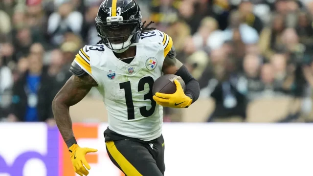 The surprising stat that proves Rico Dowdle belongs in short yardage