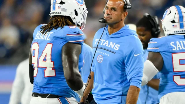 Tennessee Titans sign DT Timmy Horne to 53-man roster
