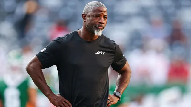 Mike Tomlin gets real about Jets’ brutal last two minutes stat under Aaron Glenn