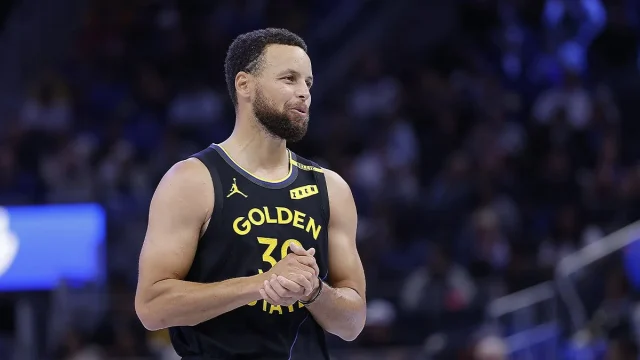 Warriors’ Stephen Curry passes Dominique Wilkins on all-time scoring list in style vs. Lakers